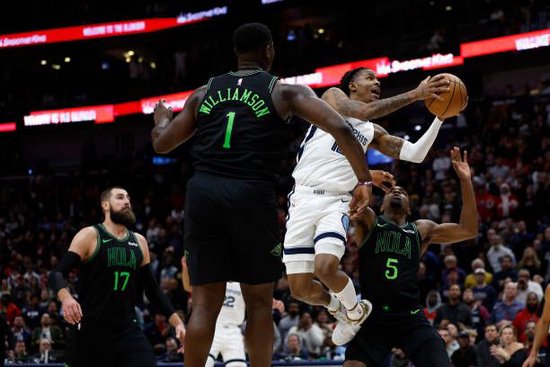  莫兰特暴扣绝杀灰熊险胜森林狼